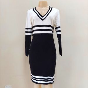 Black and white bodycon long sleeve sweater dress